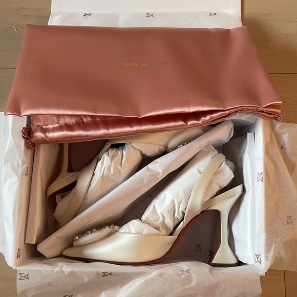 Amina Muaddi Begum slingbacks size 39 - Picture 5 of 7